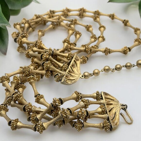 Vintage TRIFARI Electra Collection 5 Strand Metal Bead Necklace Gorgeous Gold Tn - Picture 7 of 11